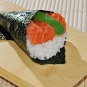 SAKE TEMAKI
